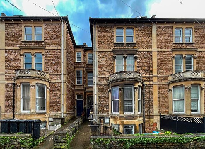 2 Bedroom Flat To Rent In Whatley Road, Clifton, Bristol, BS8