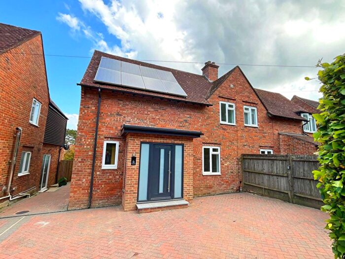 4 Bedroom Semi-Detached House For Sale In Mayfield Road, Five Ashes, Mayfield, TN20