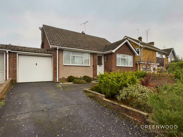 2 Bedroom Detached Bungalow To Rent In Wordsworth Road, Colchester, CO3