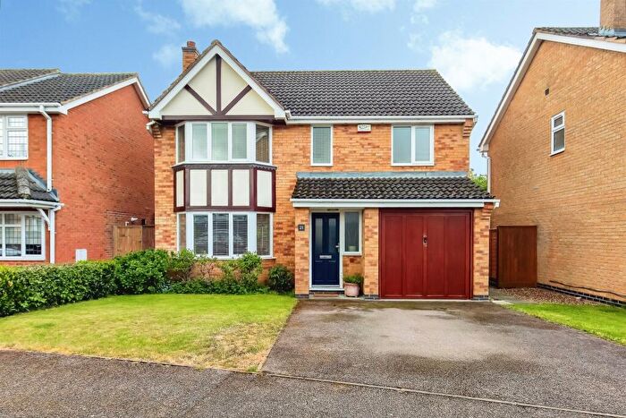 4 Bedroom Detached House For Sale In Donne Close, Kettering, NN16