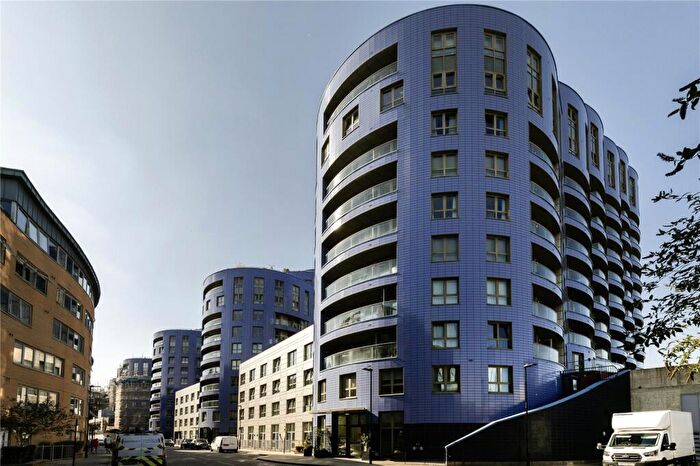 1 Bedroom Apartment To Rent In Queensland Road, London, N7