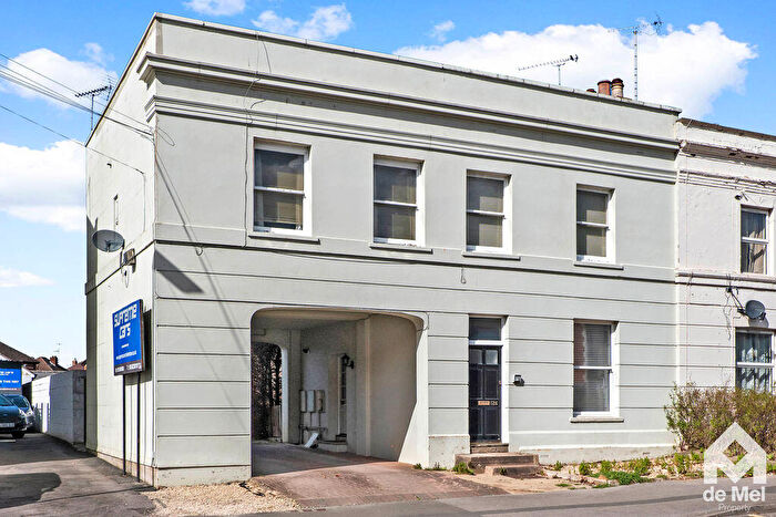 3 Bedroom House For Sale In Prestbury Road, Cheltenham, GL52