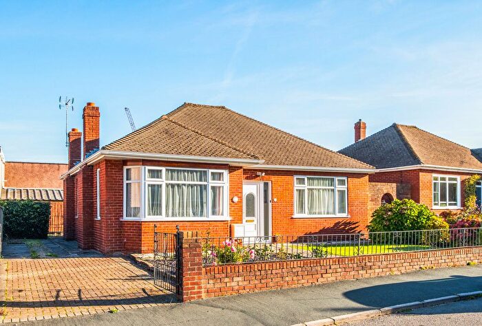 3 Bedroom Bungalow For Sale In Midland Road, Staple Hill, Bristol, BS16