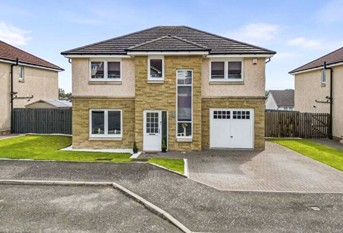 4 Bedroom Detached House For Sale In Brodie Way, Plains, ML6