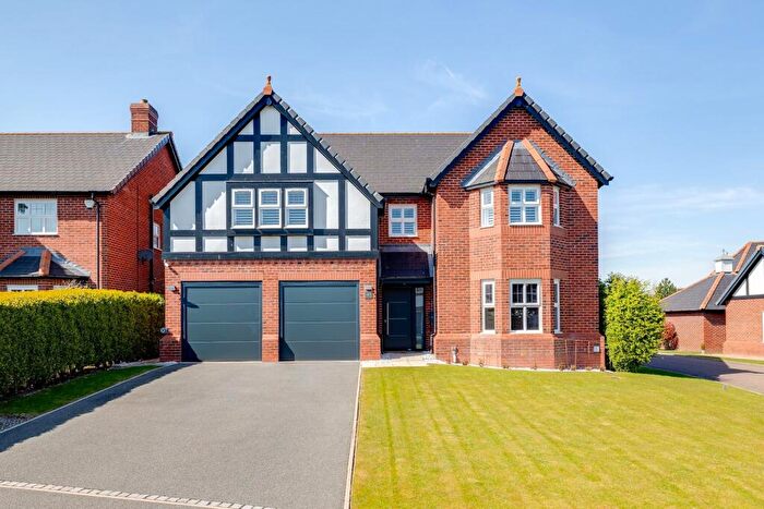 5 Bedroom Detached House For Sale In Kingfisher Close, Saighton, CH3