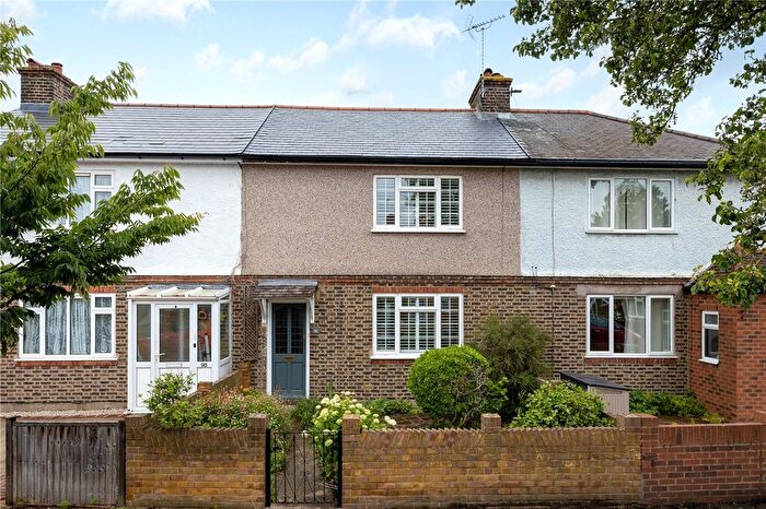 2 Bedroom Terraced House For Sale In Lambert Avenue, Richmond, TW9