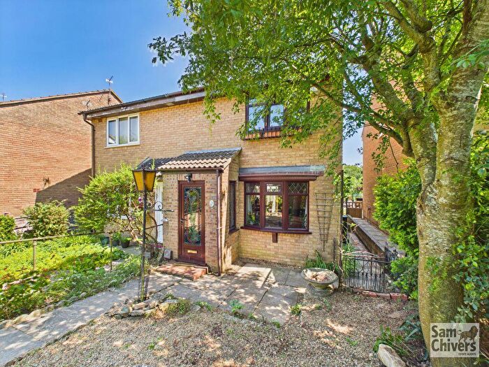 3 Bedroom Semi Detached House For Sale In Westfield, Radstock, BA3