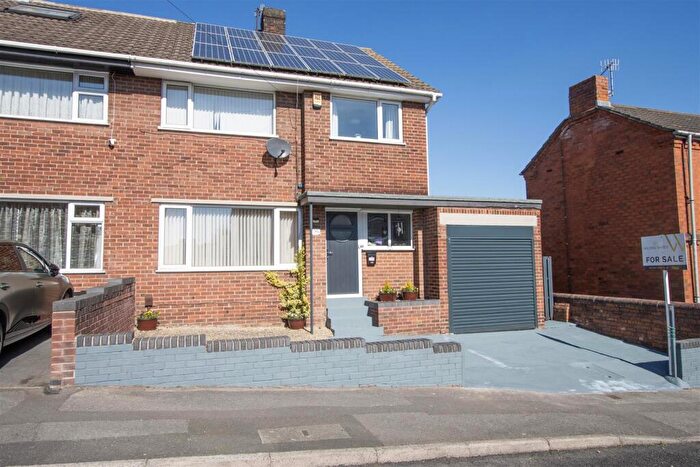 3 Bedroom Semi-Detached House For Sale In Nelson Street, Whittington Moor, Chesterfield, S41