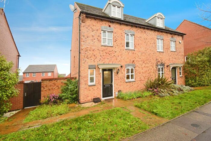 4 Bedroom Semi Detached House For Sale In Sunbeam Way, Coventry, West Midlands, CV3