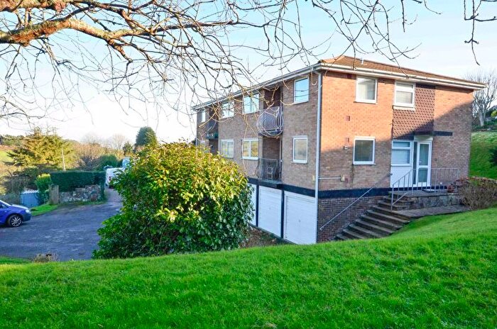 2 Bedroom Flat For Sale In Raddicombe Drive, Brixham, TQ5