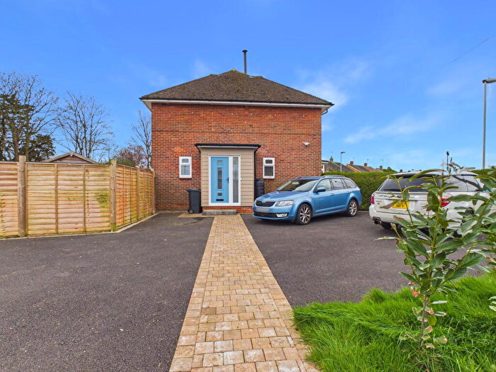 2 Bedroom End Of Terrace House For Sale In Nelson Road, Goring-by-Sea, Worthing, BN12