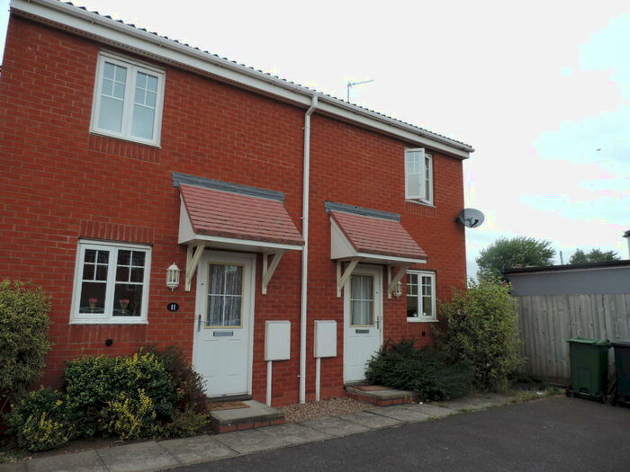 2 Bedroom Semi-Detached House To Rent In Stableford Close, Shepshed, LE12