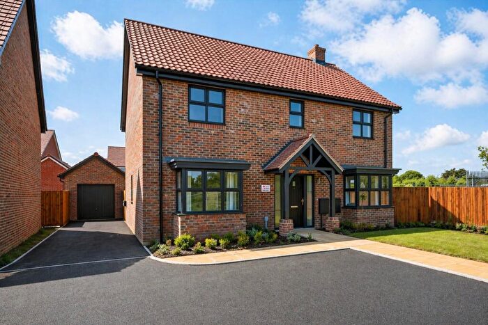 4 Bedroom Detached House For Sale In Plot Green Park Gardens, Goffs Oak, Waltham Cross, EN7