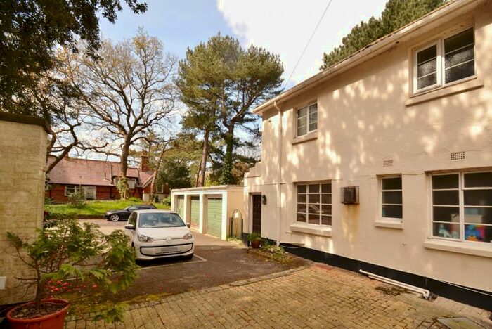 1 Bedroom Flat To Rent In Bournemouth, BH1