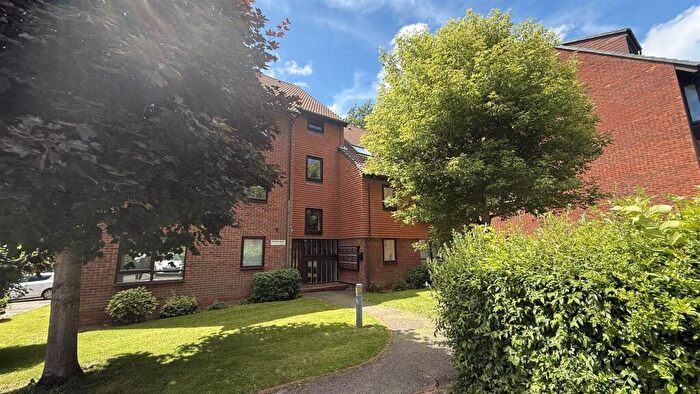 2 Bedroom Flat For Sale In Norfolk House, Baldwin Road, Kings Norton, B30