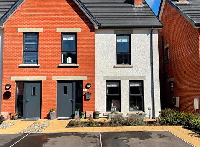 3 Bedroom Semi-Detached House For Sale In Evesham Lane, Bangor, BT19