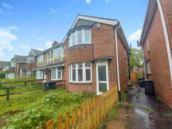 3 Bedroom Semi-Detached House To Rent In St. Stephens Road, Canterbury, CT2