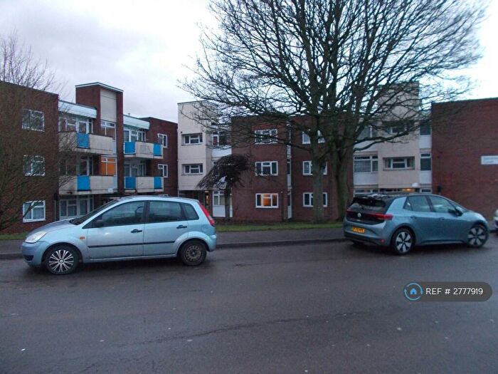 2 Bedroom Flat To Rent In Queen Elizabeth Road, Nuneaton, CV10