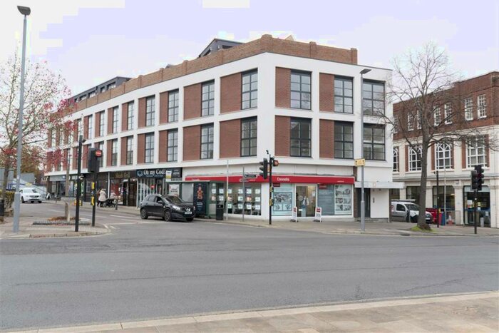 2 Bedroom Apartment To Rent In Station Parade, Letchworth Garden City, SG6