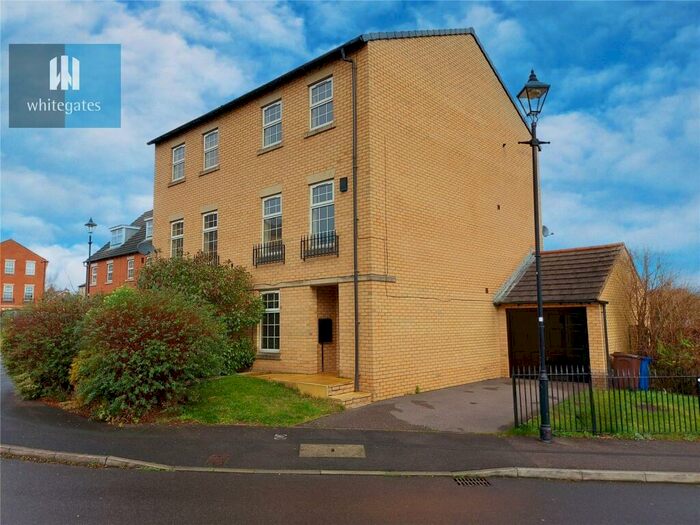 4 Bedroom Semi-Detached House To Rent In The Rise, Brierley, Barnsley, South Yorkshire, S72