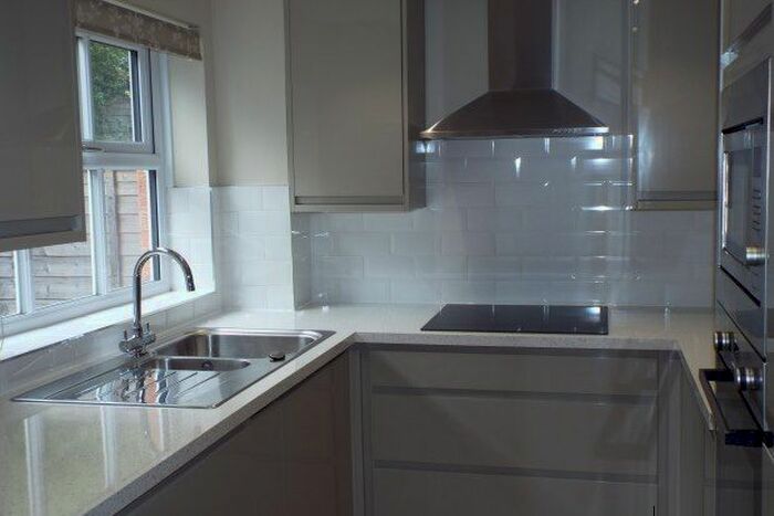 3 Bedroom Semi-Detached House To Rent In Hill Top, Tonbridge, TN9