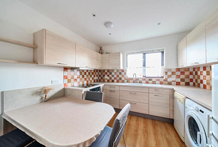 2 Bedroom Bungalow For Sale In Willow Walk, Redhill, Surrey, RH1