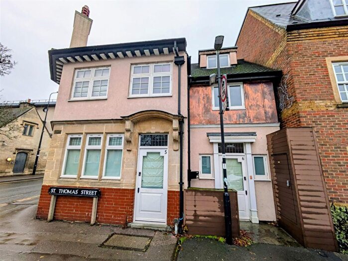 2 Bedroom Flat To Rent In St. Thomas Street, Oxford, OX1
