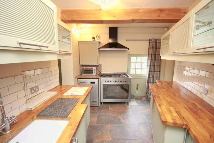 4 Bedroom House To Rent In All Hallows Street, Retford, DN22