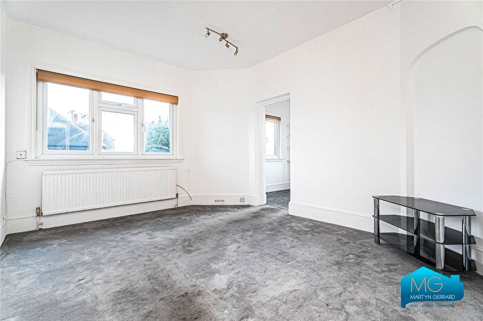 1 Bedroom Flat To Rent In Fortis Green, East Finchley, N2