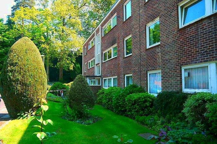 2 Bedroom Property To Rent In Hiltingbury, SO53