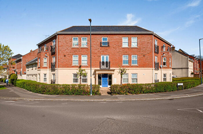 2 Bedroom Apartment For Sale In Eastbury Way, Swindon, Wiltshire, SN25
