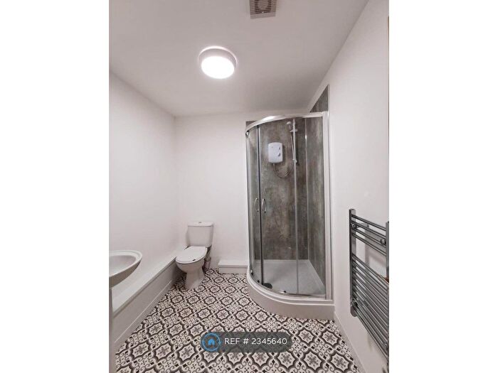 1 Bedroom Flat To Rent In Chepstow Road, Newport, NP19