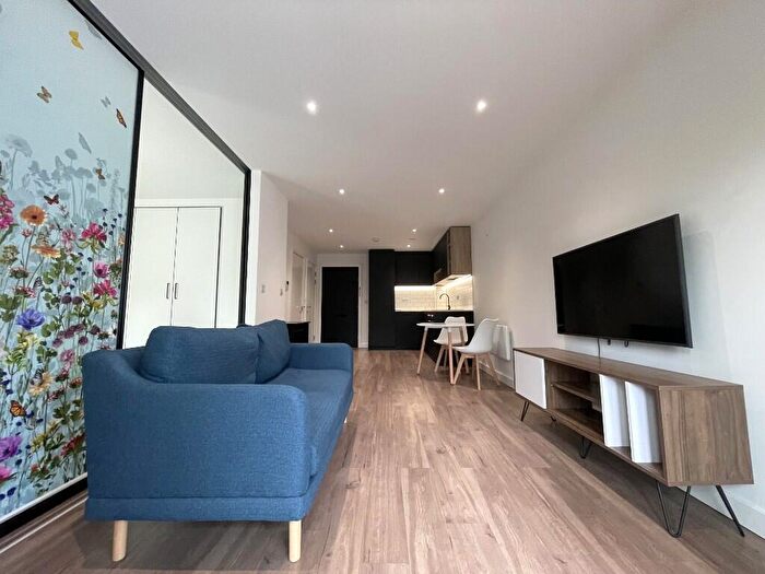 1 Bedroom Flat To Rent In Beaufort Park, Beaufort Square, Colindale, NW9