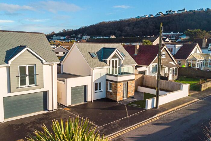 4 Bedroom Detached House For Sale In Avon Lane, Westward Ho!, EX39