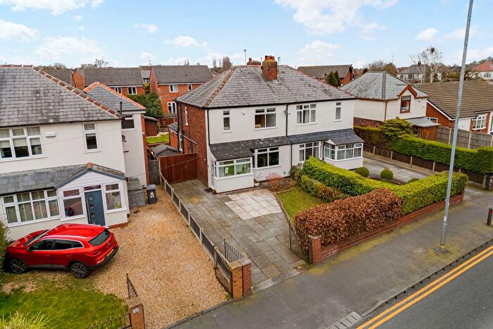 3 Bedroom Semi-Detached House For Sale In Cronton Lane, Widnes, WA8