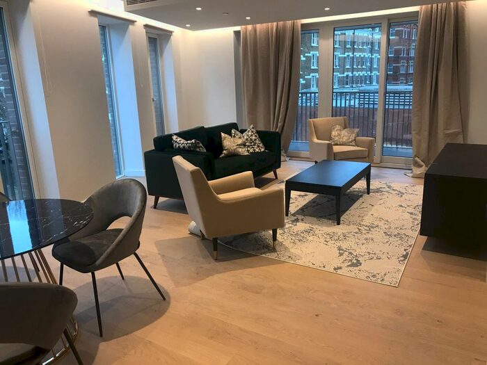 2 Bedroom Flat To Rent In Mount Pleasant, London, WC1X