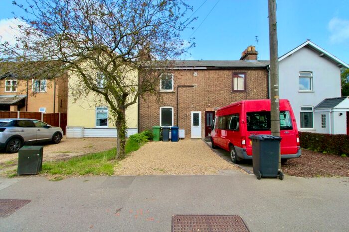 3 Bedroom Terraced House To Rent In Broadway, Yaxley, Peterborough, PE7