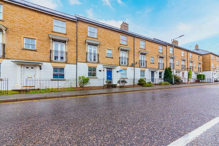 3 Bedroom Terraced House To Rent In Trinovantian Way, Braintree, CM7