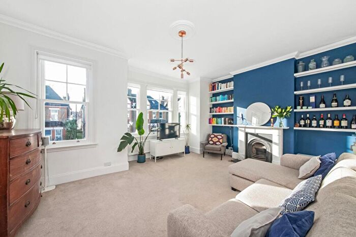 2 Bedroom Flat For Sale In Vancouver Road, Forest Hill, London, SE23