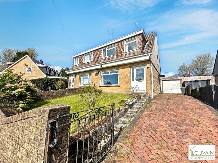 3 Bedroom Semi Detached House For Sale In Bush Bach, Nantybwch, Tredegar, NP22