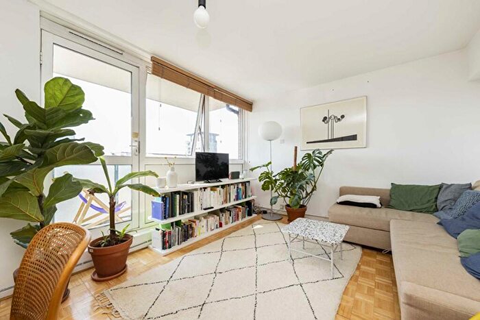 2 Bedroom Flat To Rent In Stanhope Street, Bloomsbury, NW1