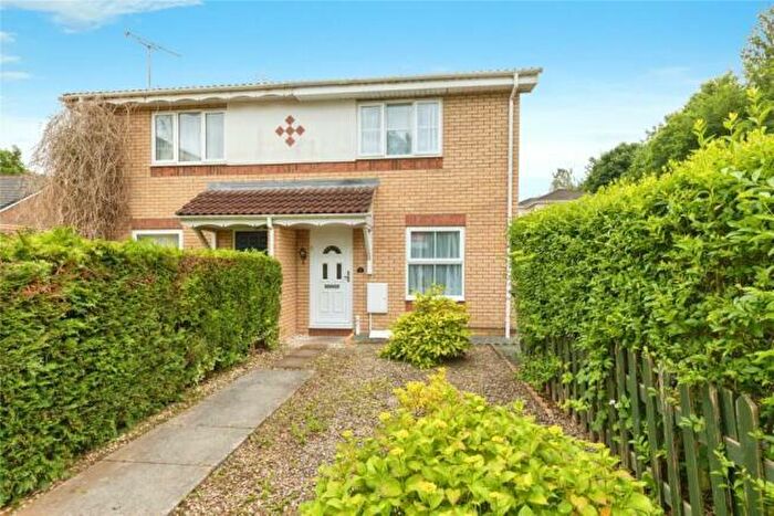 1 Bedroom Semi Detached House To Rent In De Le Warre Court - St Annes, BS4