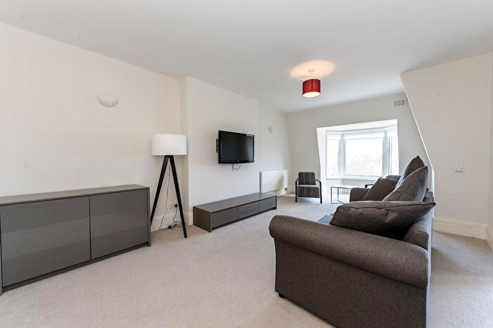 4 Bedroom Apartment To Rent In Park Road, St John's Wood, London, NW8