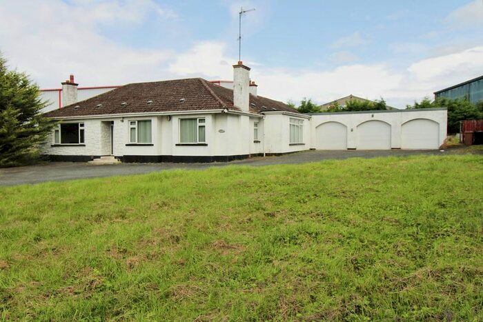 4 Bedroom Detached Bungalow For Sale In Mahon Road, Portadown, Craigavon, BT62