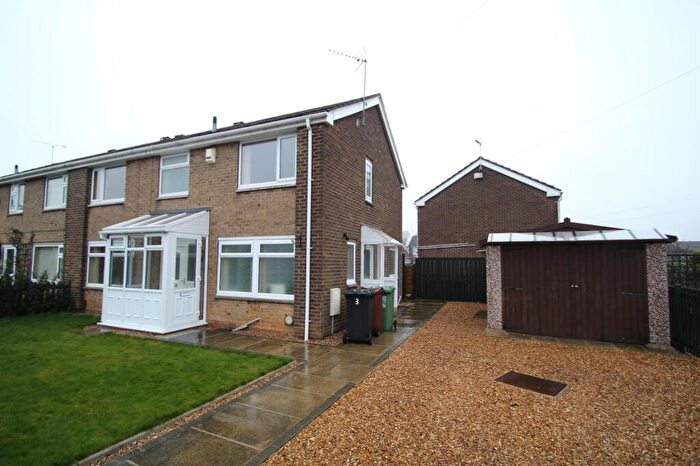 4 Bedroom Semi-Detached House To Rent In Syke Road, Wetherby, West Yorkshire, Uk, LS22