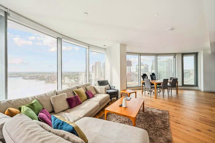 3 Bedroom Apartment To Rent In Charrington Tower, Biscayne Avenue, E14