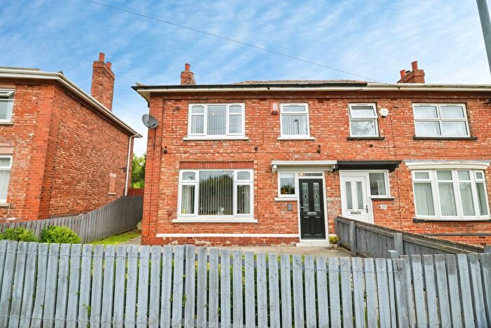 3 Bedroom Semi Detached House For Sale In Regent Road, Middlesbrough, Cleveland, TS4