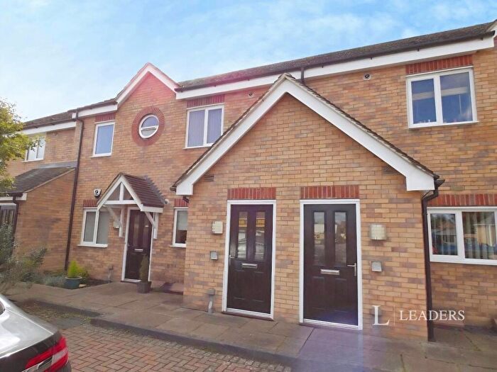 2 Bedroom Flat To Rent In The Moorings, Bridge Street, Deeping St. James, PE6