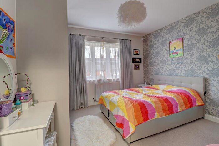 4 Bedroom Detached House For Sale In Picts Lane, Princes Risborough, Buckinghamshire, HP27