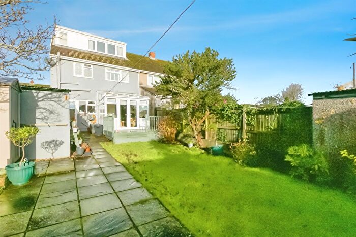 4 Bedroom Semi-Detached House For Sale In Fairfield Crescent, Llantwit Major, CF61